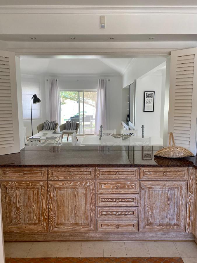 Beautiful Apartment For Rent In Quinta Do Lago With Excellent Resort Facilities Close To Lake And Beach. Eksteriør billede