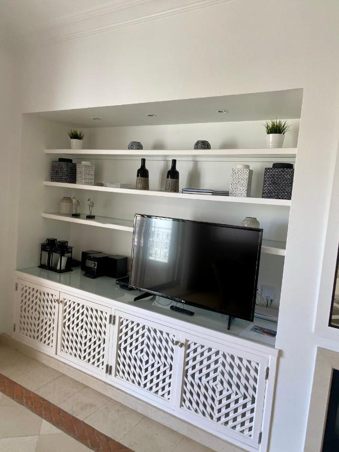 Beautiful Apartment For Rent In Quinta Do Lago With Excellent Resort Facilities Close To Lake And Beach. Eksteriør billede